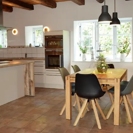 Ole Hof דירה Risum-Lindholm